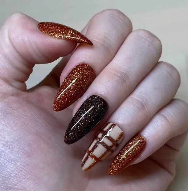 40 Best Fall Nail Designs You’ll Obsess Over | Autumn Nail Designs