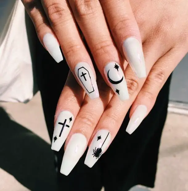 70 Awesome Halloween Nails That Will Blow Your Mind - Love, Sofie