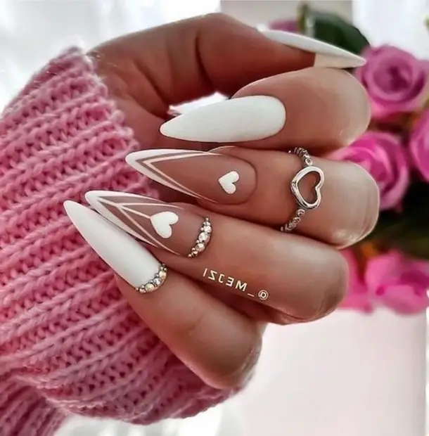 30 Adorable Valentine’s Day Nails That You Will Love