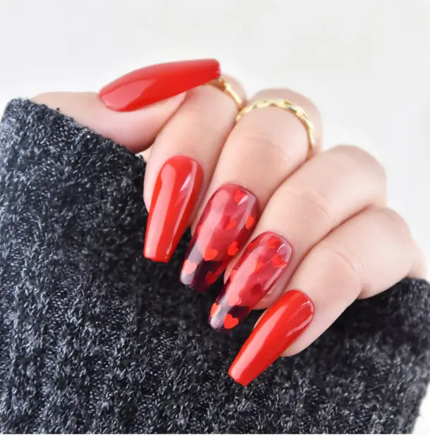 30 Adorable Valentine’s Day Nails That You Will Love