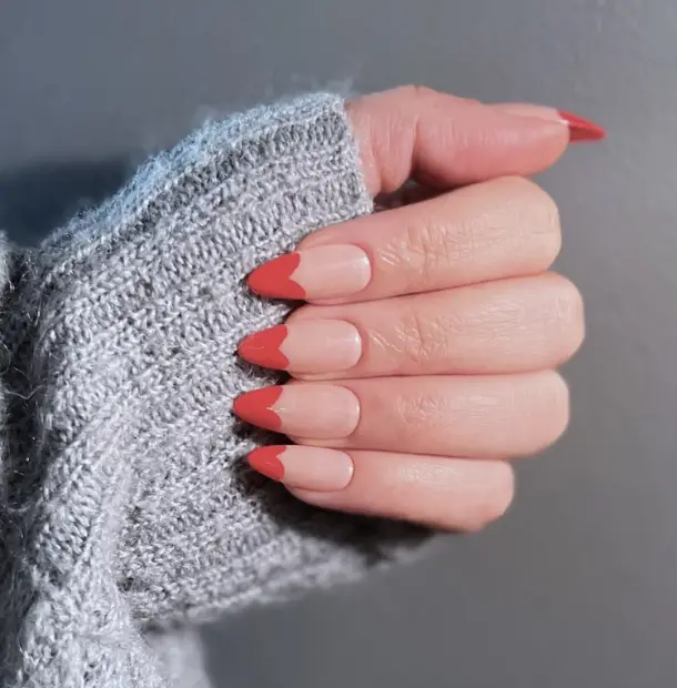 30 Adorable Valentine’s Day Nails That You Will Love