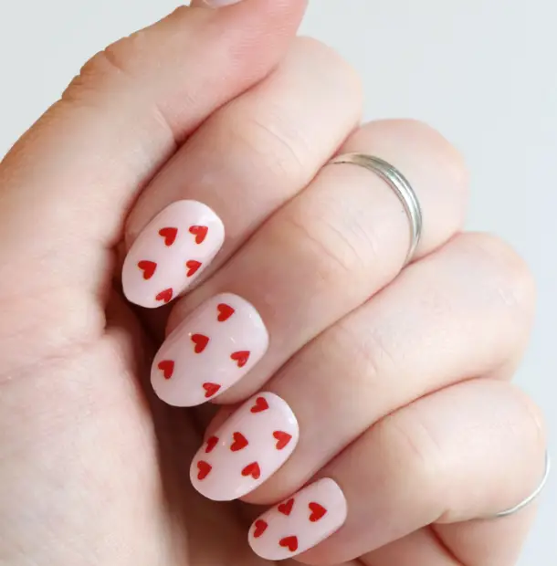 30 Adorable Valentine’s Day Nails That You Will Love