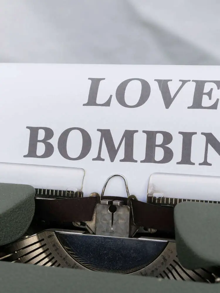 5 Love Bombing Signs and How to Protect Yourself