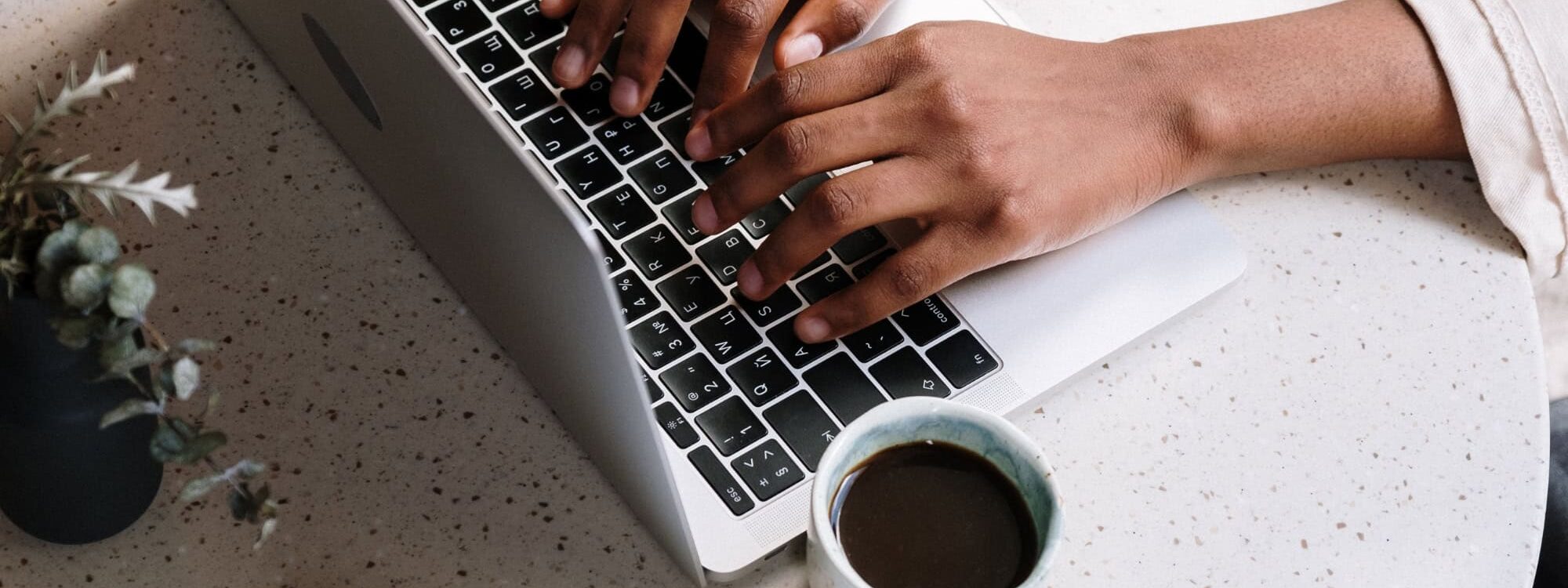 How to Start a Blog and Make Money (Beginner’s Guide)