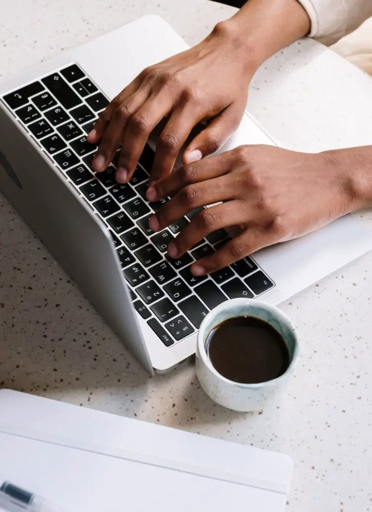 How to Start a Blog and Make Money (Beginner’s Guide)