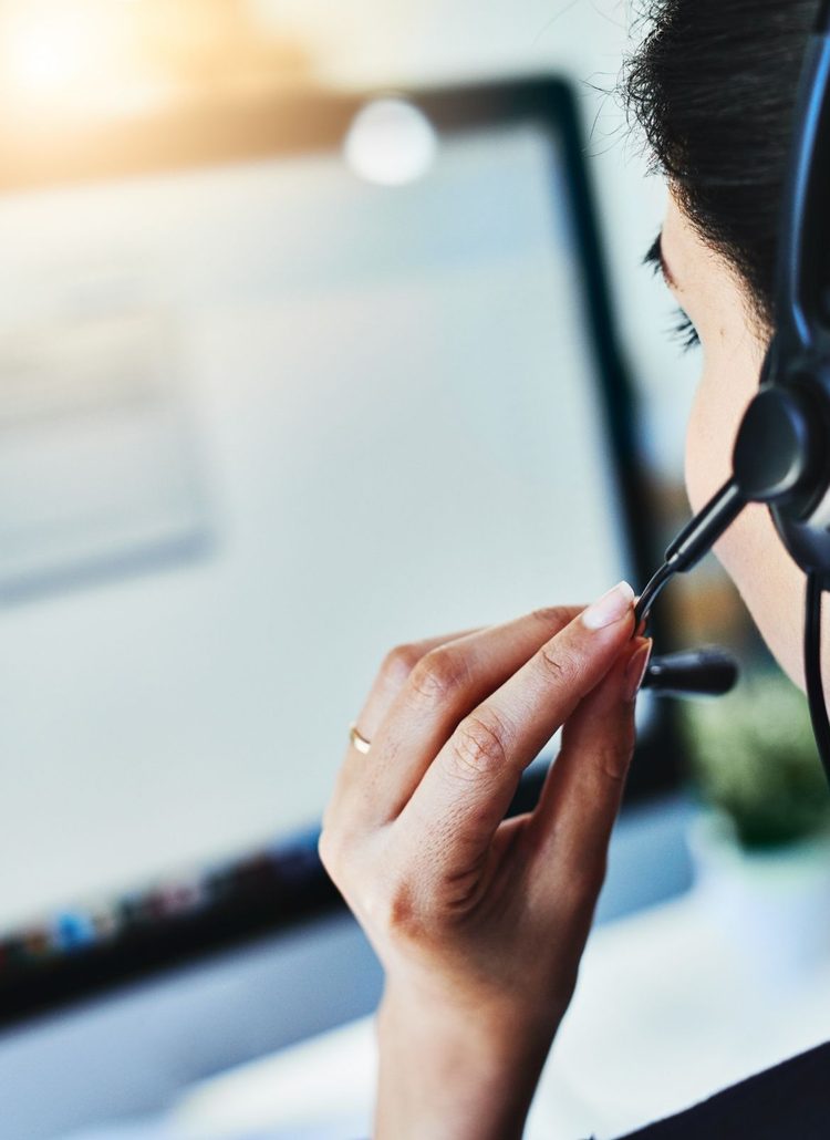 My Customer Service Specialist Experience: Lessons From a Short Call Center Career